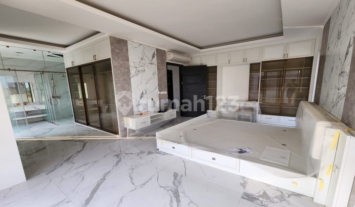 Rumah PIK2 Full Renov Bagus Siap Huni Termurah