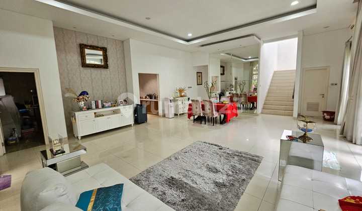 House for Sale in PIK Cheap Price Ready to Move In by Mrs.