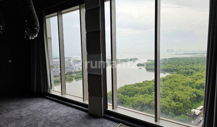 Office Tower Goldcoast Sangat Langka Ukuran Besar Siap Pakai