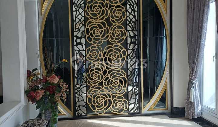 Luxury Garden House Unit Rare Ready to Live Cheap