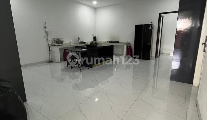 Rare Luxurious Pluit House, Very Well Maintained, Move-In Ready. 2