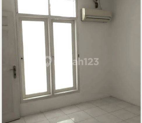 Rumah 2 Lantai Siap Huni Ingin Segera disewakan di Puri Media Jakbar 7