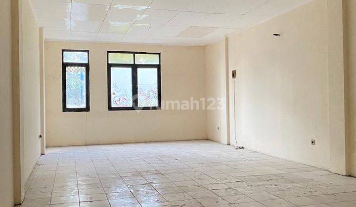 Ruko 2 Lantai Siap Pakai Dan Disewakan Cepat di Taman Ratu  5