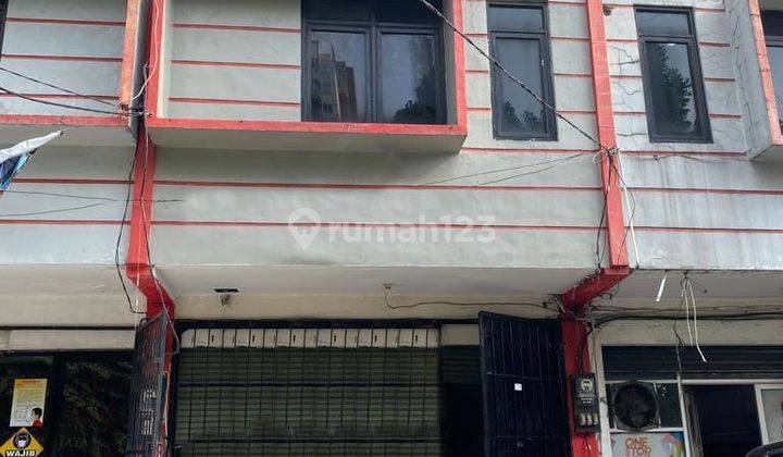 Ruko 2 Lantai Siap Pakai Dan Disewakan Cepat di Taman Ratu  9