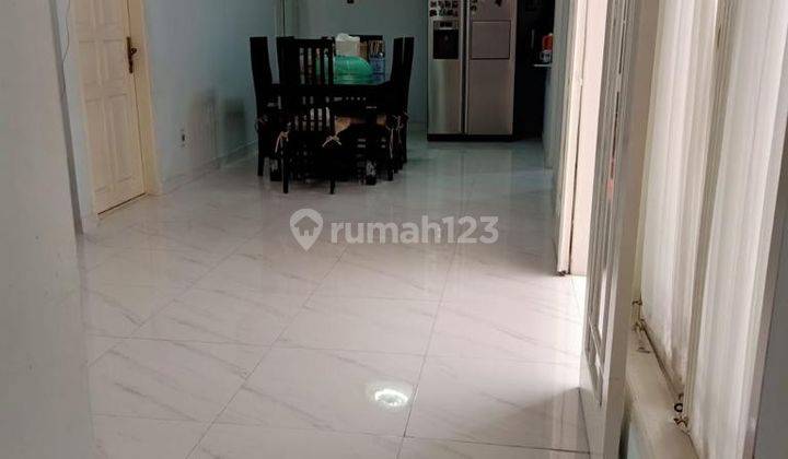 Rumah Bagus 2 Lantai Siap Huni Lokasi di Duri Kepa Jakarta Barat 2