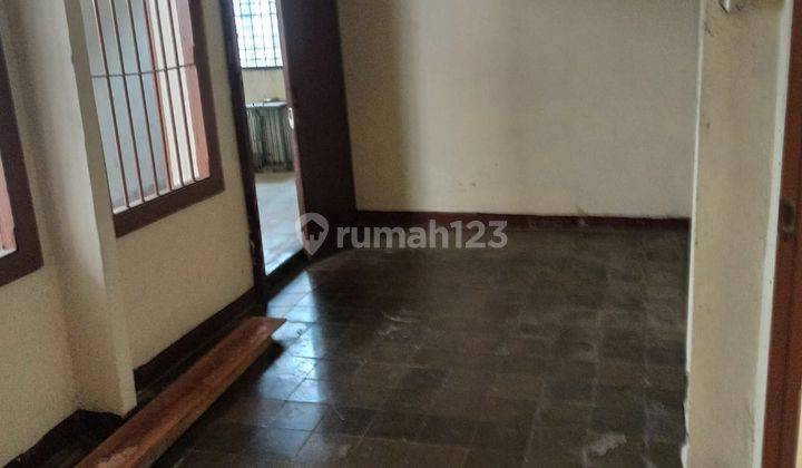 Rumah luas dan siap huni lokasi strategis di Cideng Jakarta Pusat 1