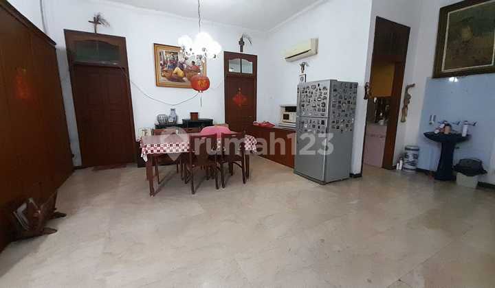 rumah terawat rapih dijual cepat di cideng barat jakarta pusat