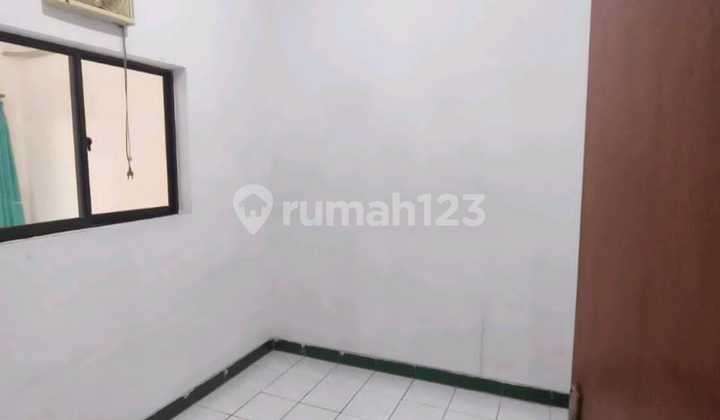 Rumah siap huni lokasi strategis di tanjung duren selatan jakarta 2