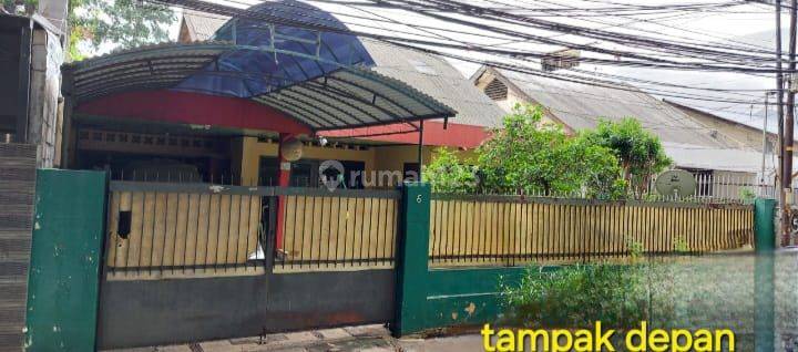 Rumah Tua Dijual Cepat di Taman S Parman Jakarta Barat 2