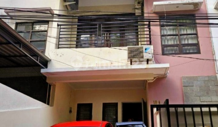 Rumah Di Bcs Kelapa Gading - Bangunan 3 Lantai