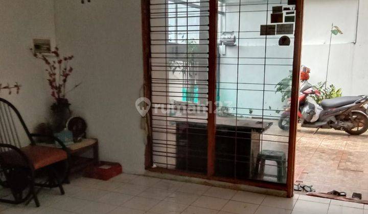 Rumah Hitung Tanah Di Jalan Pulo Asem Utara 2