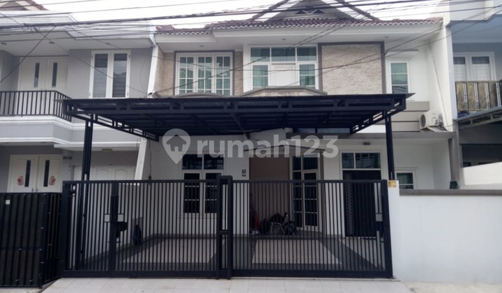 House in Gading Kirana, Kelapa Gading
