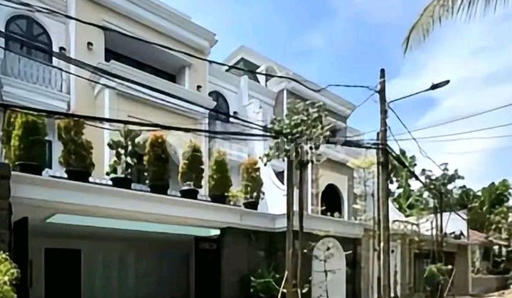 House in West Cilandak - 3-story building + rooftop