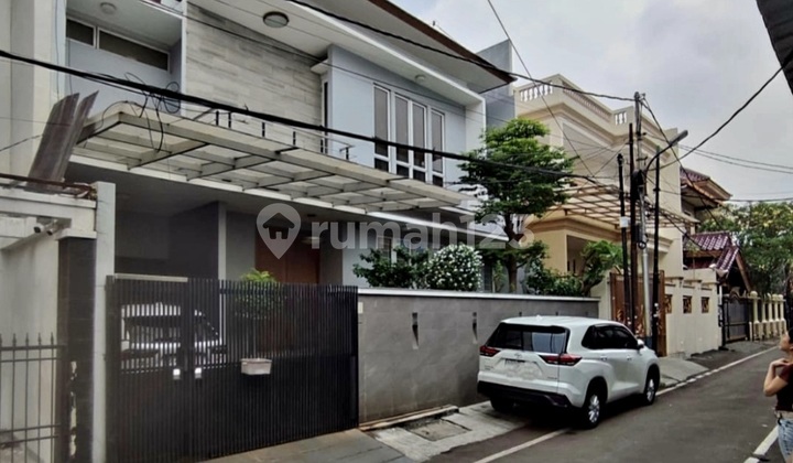 Rumah Di Cempaka Putih Tengah Jakarta Pusat 2