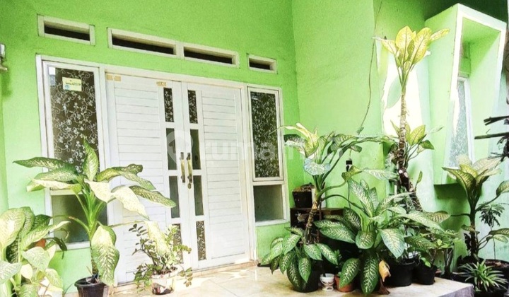 House in Sumur Batu - Motor Vehicle Access in Alley