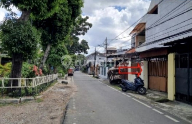 Rumah di Jl Kalibaru Kramat Jakarta Pusat 2