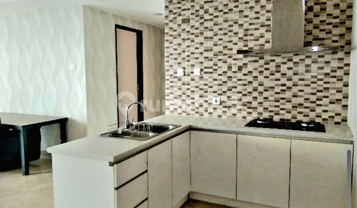 Apartemen Royale Springhill Kemayoran - Jual Rugi Harga Super Murah 2