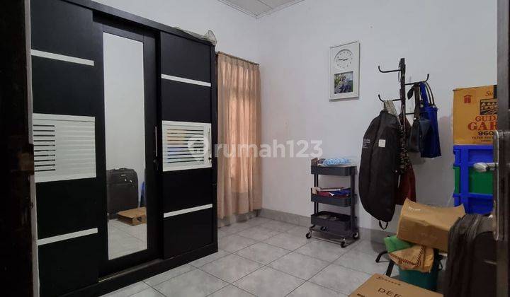 Rumah satu lantai dekat pintu tol cijago 4