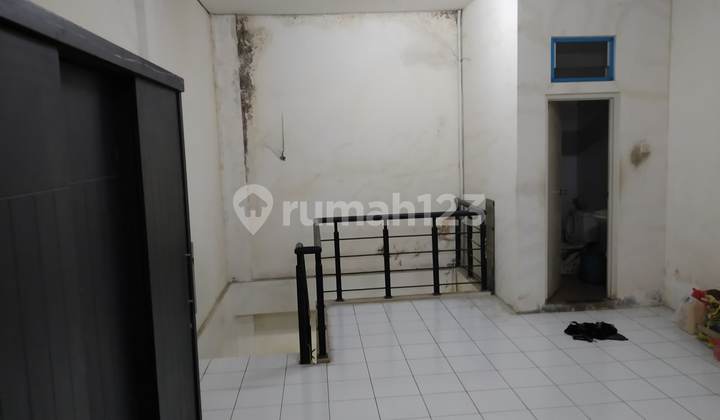 Pertokoan Serpong garden ruko 2 lantai bersebelahan dengan Holland bakery  3