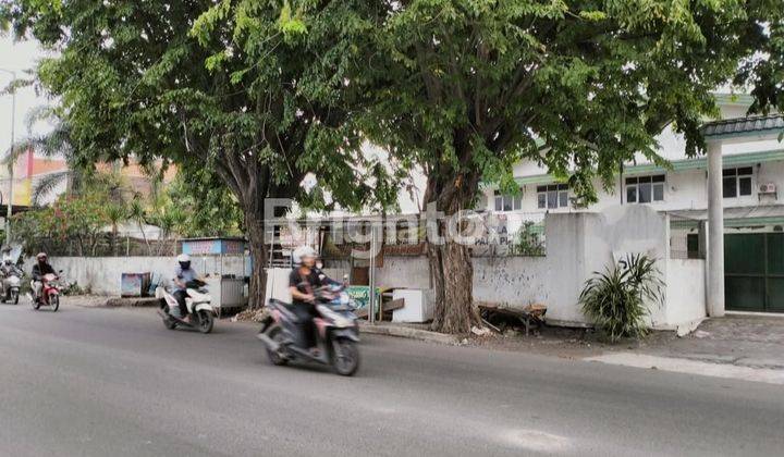 PABRIK DI NOL JALAN RAYA TROPODO 1