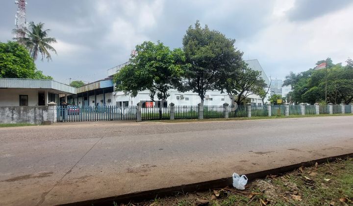 Strategic Warehouse for Sale in Jatinegara, Cakung, East Jakarta Strategic Warehouse for Sale in Jatinegara, Cakung, East Jakarta