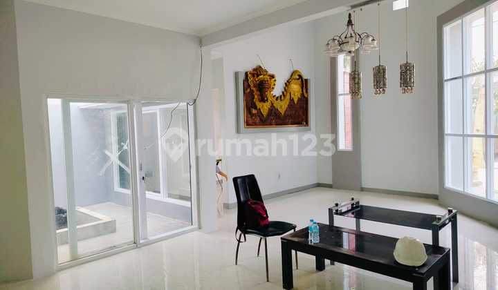 Jual Murah, Rumah Bagus di Perumahan Persada Kemala