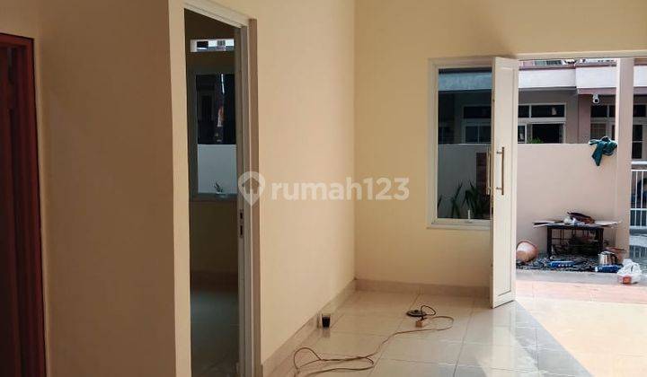 Disewakan Rumah Cantik Bangunan Baru Di Pakis Galaxy Bekasi 4