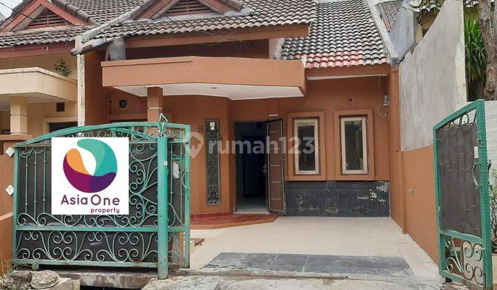 Disewakan Rumah Cantik Siap Huni di Seberang Mall Galaxy Bekasi 1