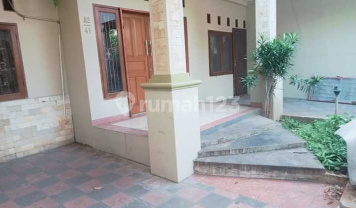 Disewakan Rumah 2 Lantai di Perumahan Villa Galaxy Bekasi Selatan 2