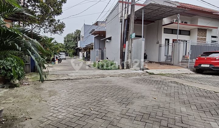 Ready-to-Occupy House for Sale in Taman Harapan Baru, Pejuang, North Bekasi