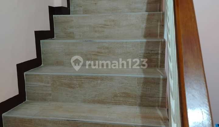 Rumah Luas Murah Berada Dalam Komplek Mewah di Galaxy Bekasi 2