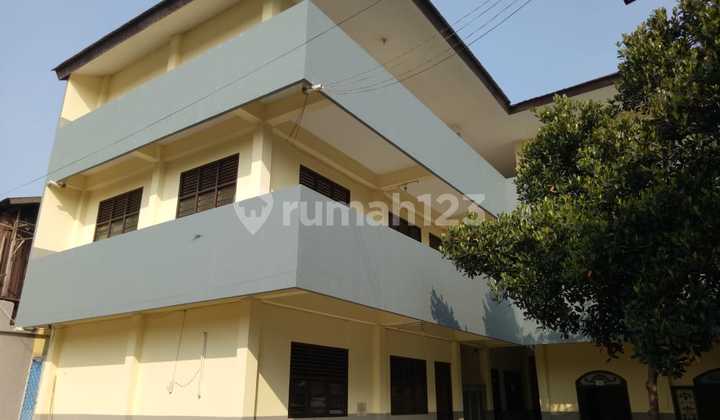 For rent: Ex-School building in Kranji, West Bekasi.