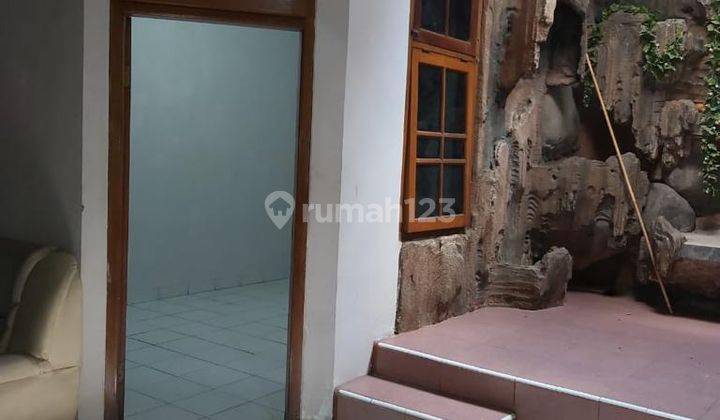 Disewakan Rumah Bagus Bisa Dijadikan Usaha Lokasi Strategis di Pinggir Jalan Raya Pekayon Bekasi Selatan 2