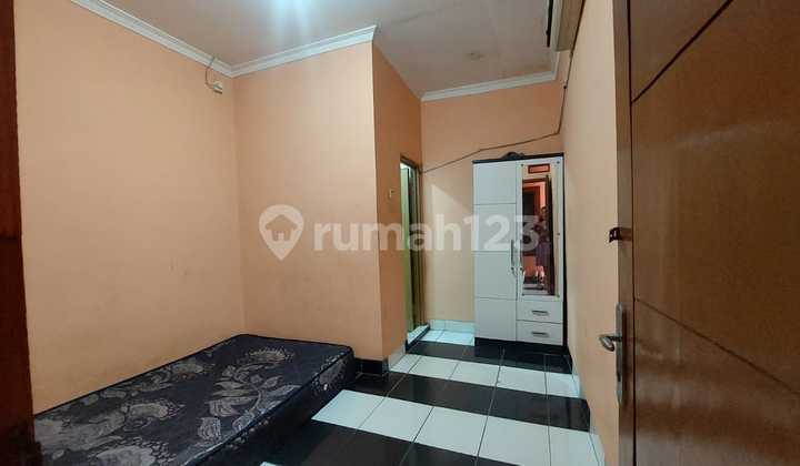 Residential house plus boarding house in South Pekayon, Bekasi