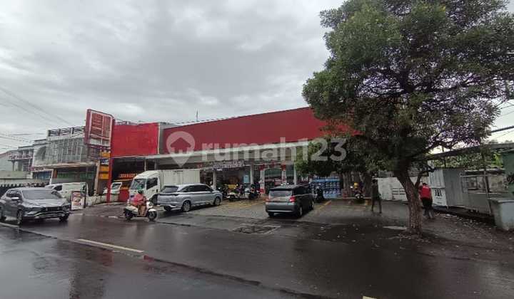 For Rent: Large Shop House / Former Mini Market on Agus Salim, East Bekasi 2
