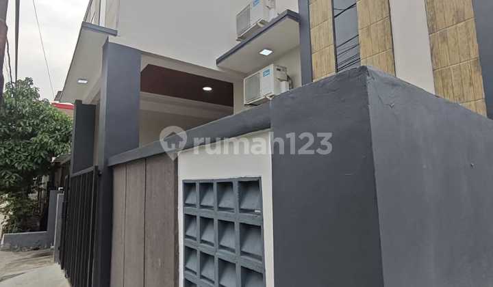 For quick sale, ready-to-occupy house in Pondok Ungu Permai, North Bekasi. 2