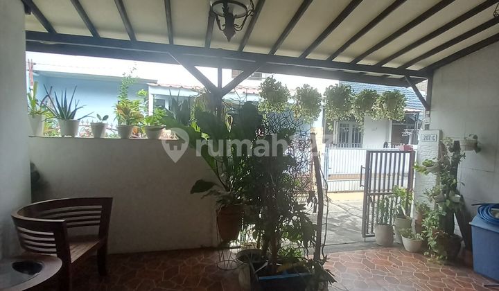 For Sale Beautiful 1½ Story House, Move-in Ready in Galaxy 2