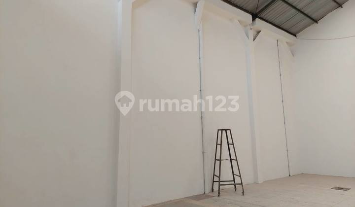 Dijual Gudang Siap Pakai Lebak Jaya Dekat Jalan Kenjeran Dan Kedung Cowek di Jl. Lb. Jaya Utara, Gading, Kec. Tambaksari, Surabaya, Jawa Timur, Kenjeran Unfurnished Lainnya 180.0 m² Gudang Dijual Gudang Siap Pakai Lebak Jaya Dekat Jalan Kenjeran Dan Kedung Cowek di Jl. Lb. Jaya Utara, Gading, Kec. Tambaksari, Surabaya, Jawa Timur, Kenjeran Unfurnished Lainnya 180.0 m² Gudang