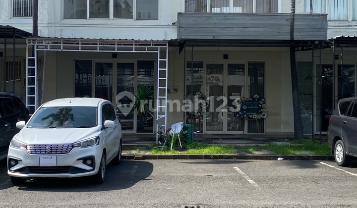 Flood-Free, Shophouse, 2 Floors, SHM, Near City Bus Access, in Pakuwon City