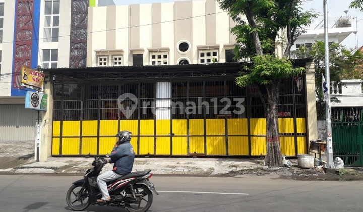 Disewakan Ruko Di Tambaksari Strategis 0 Jalan di Simpang Jalan Tambaksari Selatan Lebar - Tambaksari, Jl. Tambak Sari Selatan Lebar, Tambaksari, Tambaksari, Kota Surabaya, Jawa Timur, Indonesia, 60136, Tambaksari HGB Bagus Rumah 1