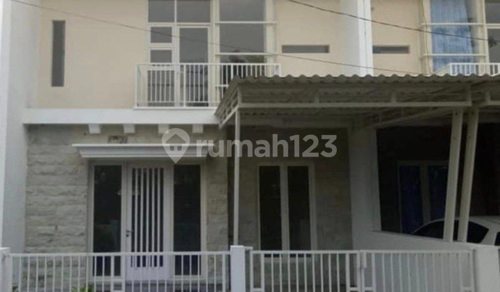 Dijual Rumah Greenlake 2 Lantai Siap Huni