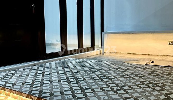 Dijual Rumah Baru Minimalis 2 Lantai Ngagel Wasana Strategs Dekat Kampus Ubaya Lainnya di Ngagel Wasana VI, Baratajaya, Kec. Gubeng, Surabaya, Jawa Timur, Ngagel Bagus Rumah 2