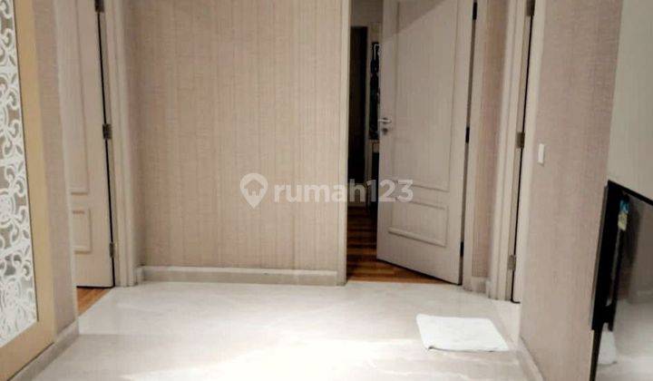 Apartment The Peak, Tunjungan Plaza SIAP HUNI, FULLY FURNISHED 2