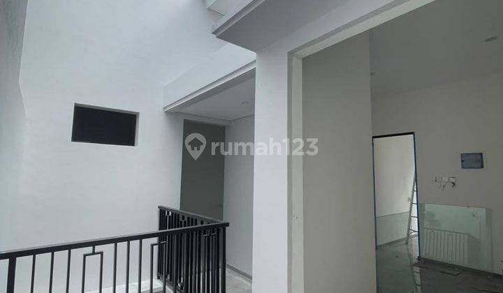 Rumah Baru Gress Mewah Manyar, Sby Dekat Mall, Kampus Surabaya 1