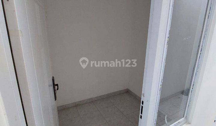 Rumah minimalis 2 lantai lokasi dekat suntermall