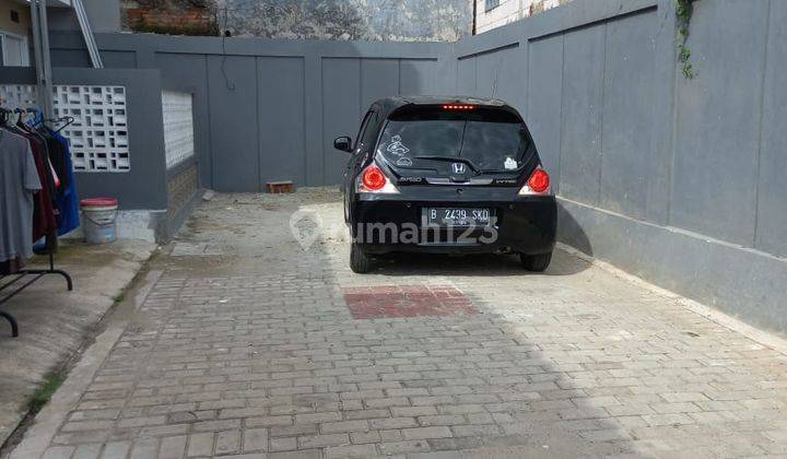 kan Rumah 2 lntai  bangunan baru lokasi dekat tol