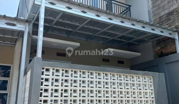 kan Rumah 2 lntai  bangunan baru lokasi dekat tol