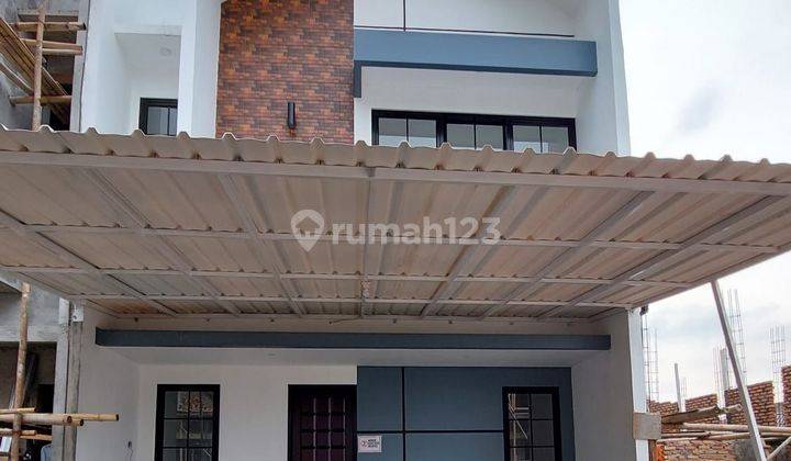 Rumah Mewah 2 Lantai Harga Terjangkau Dekat Suntermall