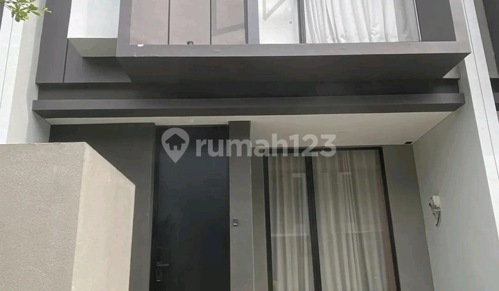 Dijual Rumah di Grand Eastern, Surabaya Timur Dijual Rumah di Grand Eastern, Surabaya Timur