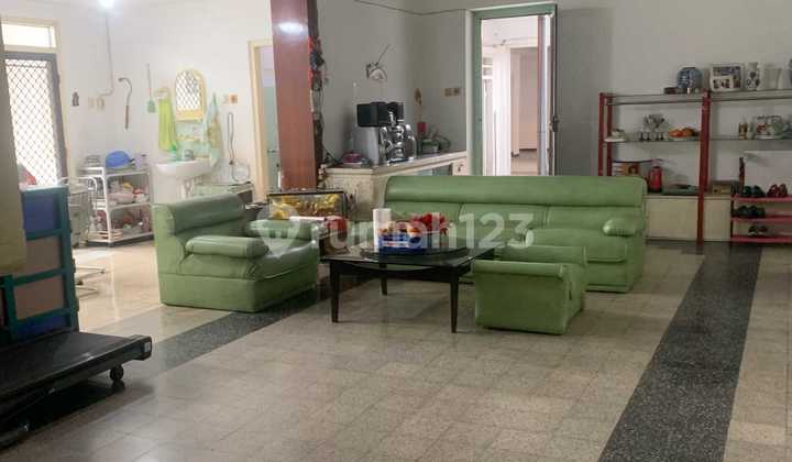 Cotton village commercial area house